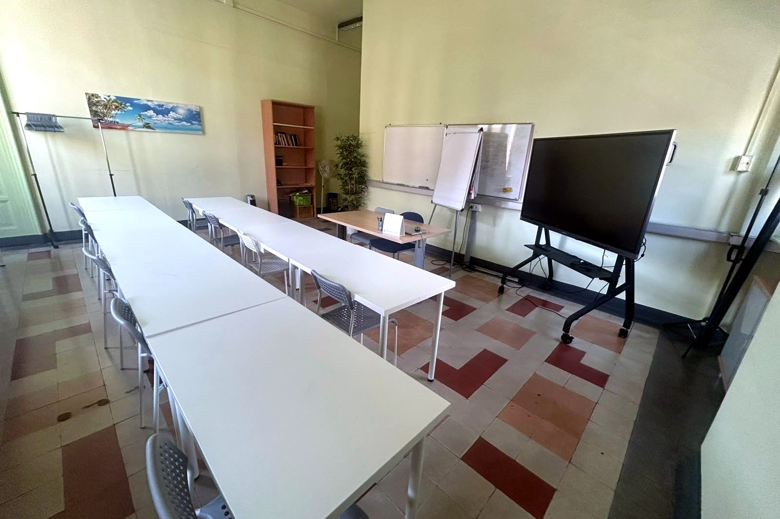 L’aula di Effetto in Corso Trapani 25 a Torino, dove si tengono i corsi finanziati in presenza